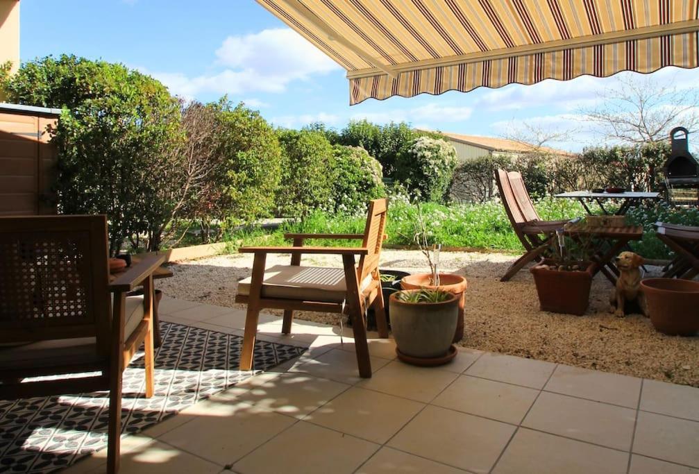Cosy Appartement Entre Vignes Et Garrigue Avec Piscine Peret Экстерьер фото
