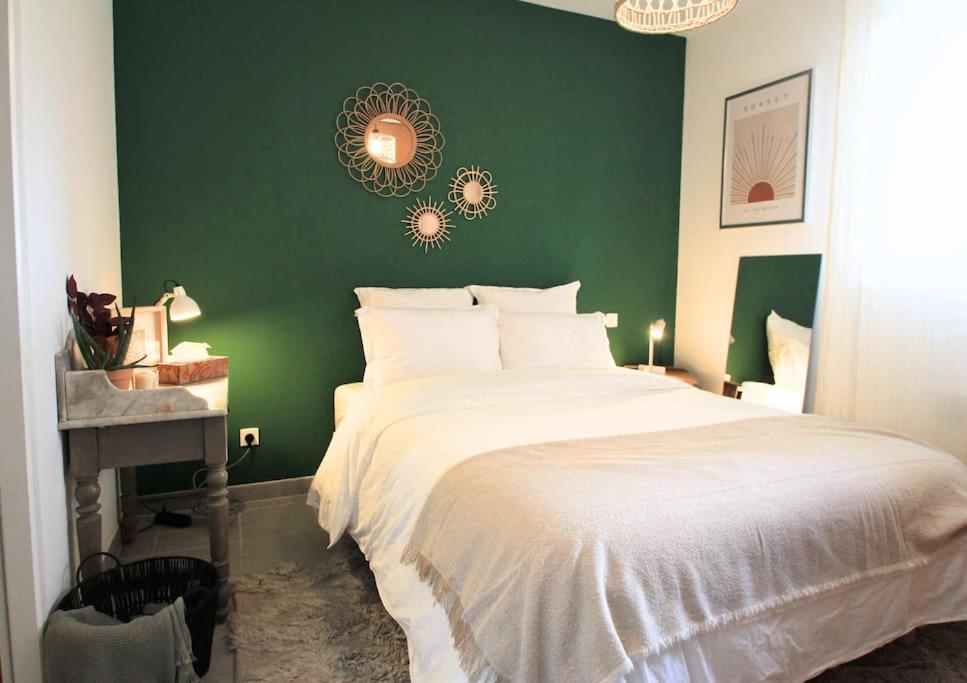 Cosy Appartement Entre Vignes Et Garrigue Avec Piscine Peret Экстерьер фото